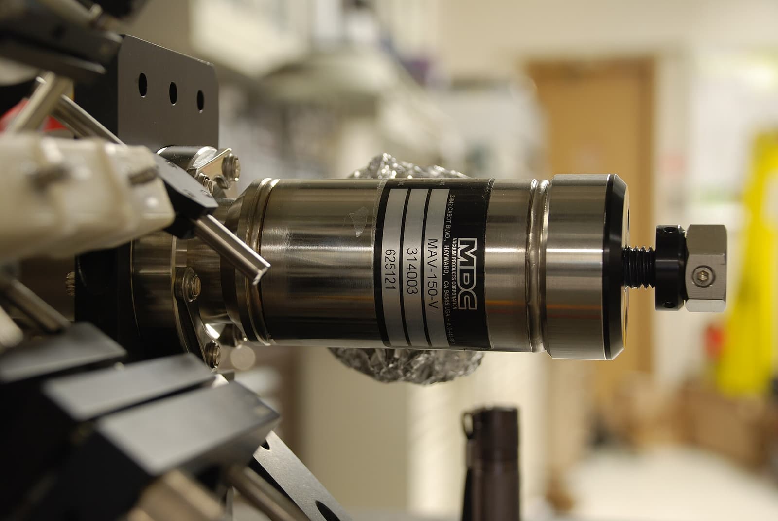 Stainless process hardware with heavy machined parts